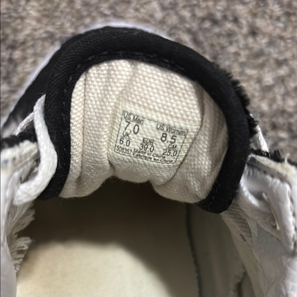 Vans Oldskool Fuzzy Checkered Sneakers - Picture 2 of 6